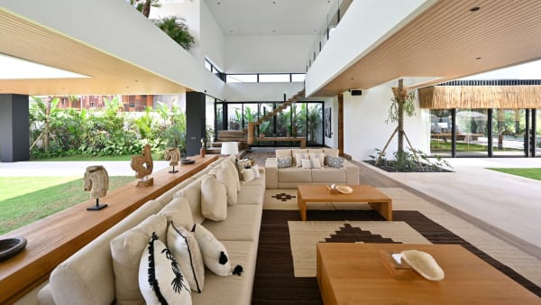 Elite Havens - Villa Nica Bali Indonesia - The grand open living area